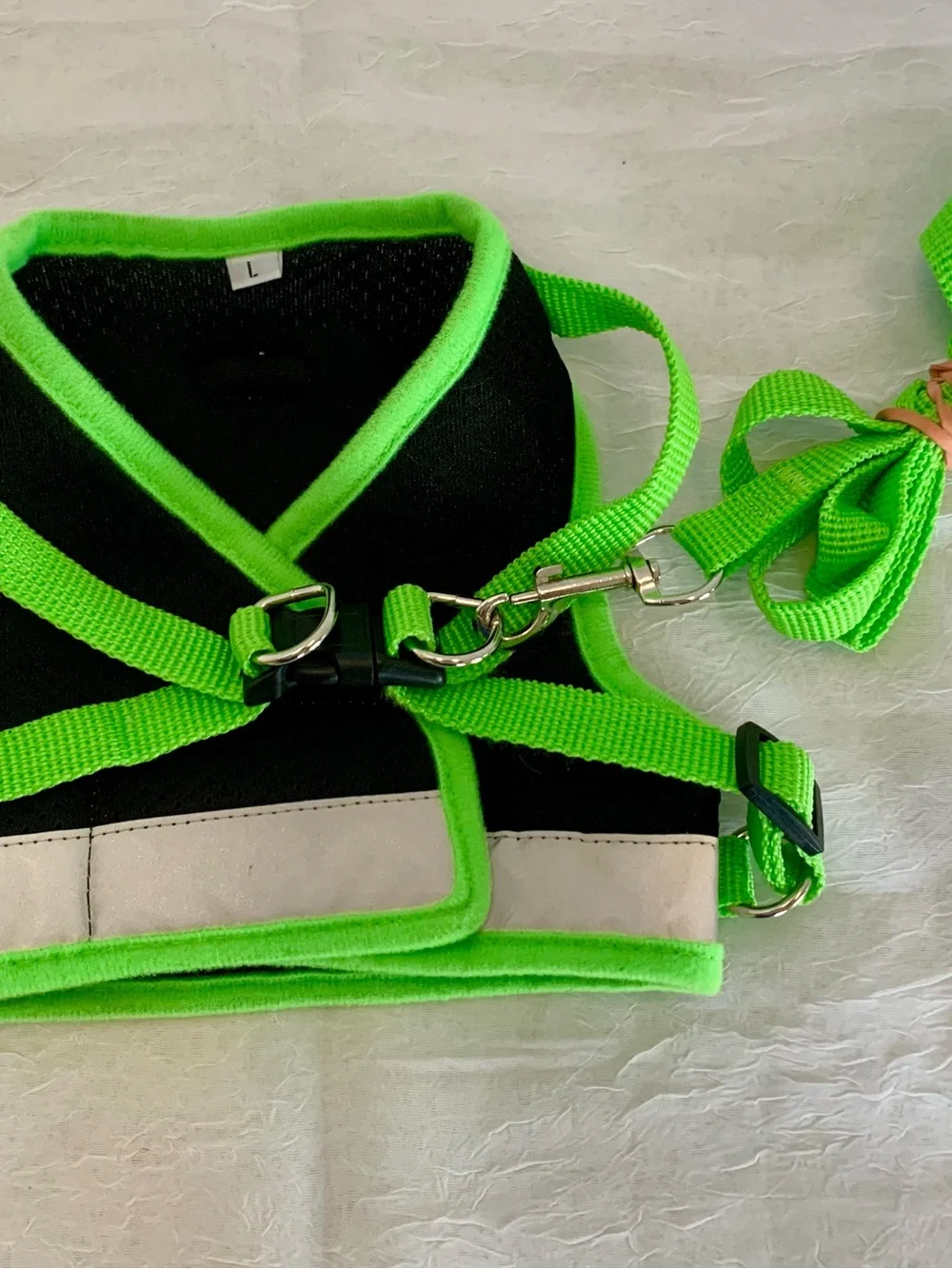 Supet cat harness and leash. Escape proof and lightweight.adjustable
